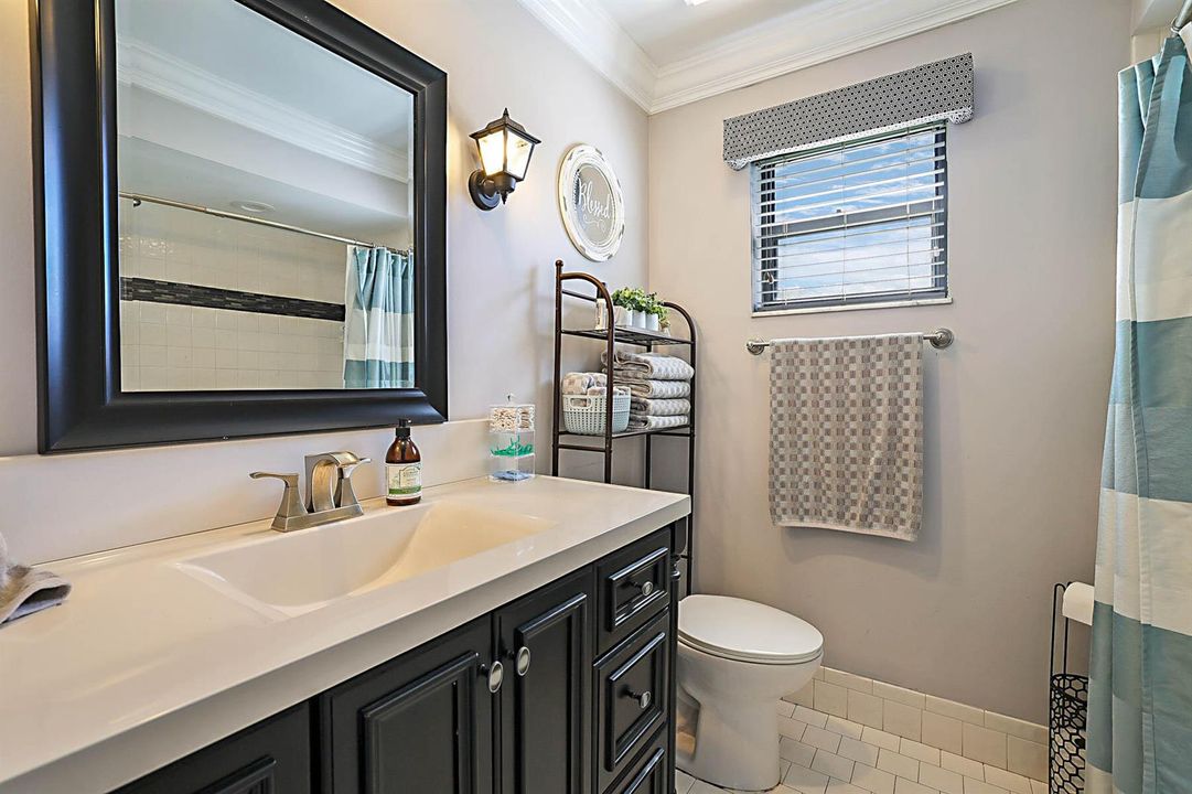 2458 SW Heronwood Rd-38