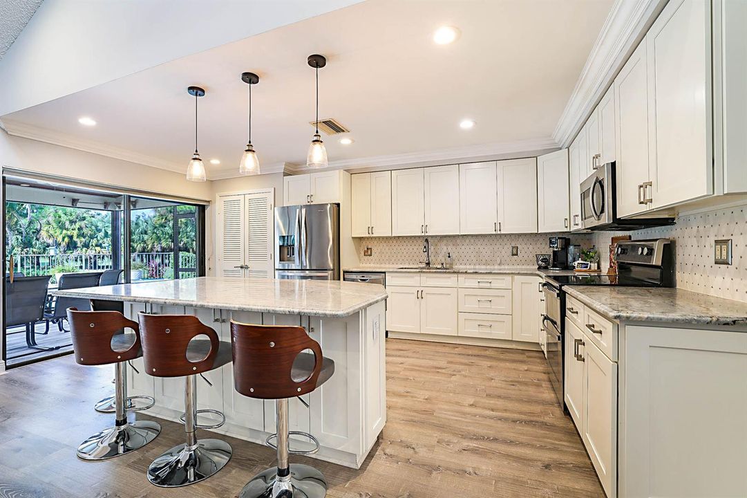 2458 SW Heronwood Rd-15