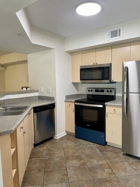3718 Adriatic kitchen-1