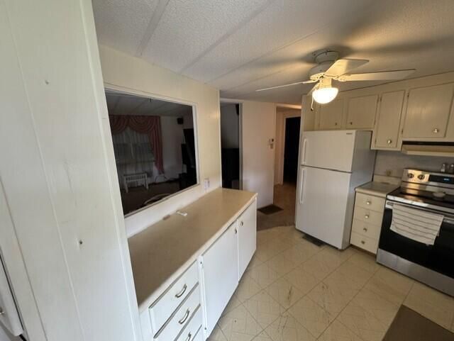 PIC24