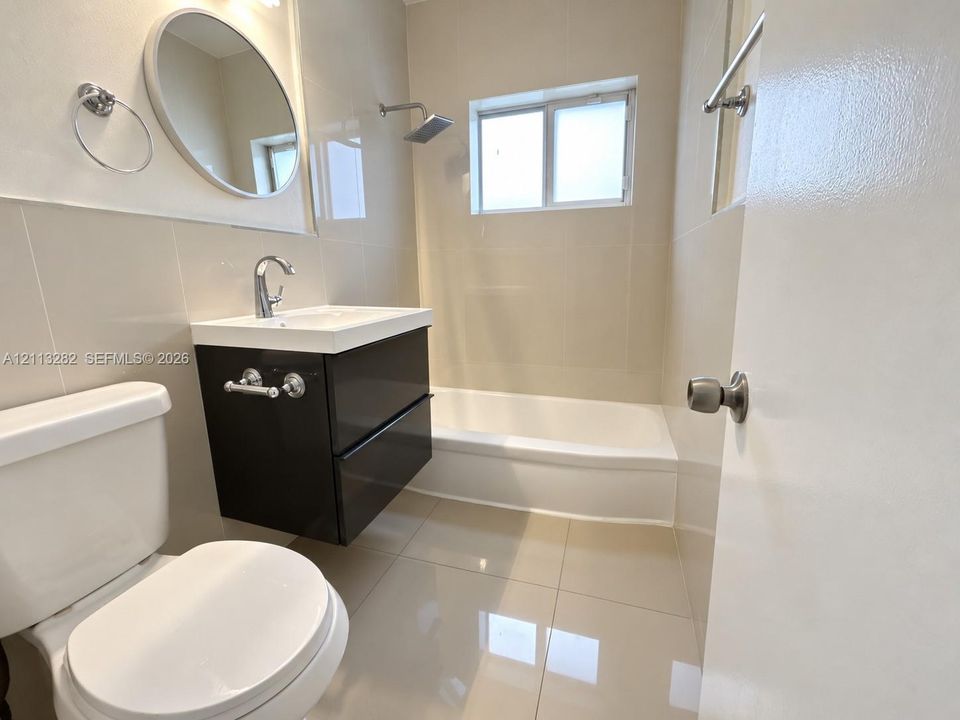 For Rent: $3,900 (3 beds, 3 baths, 1694 Square Feet)
