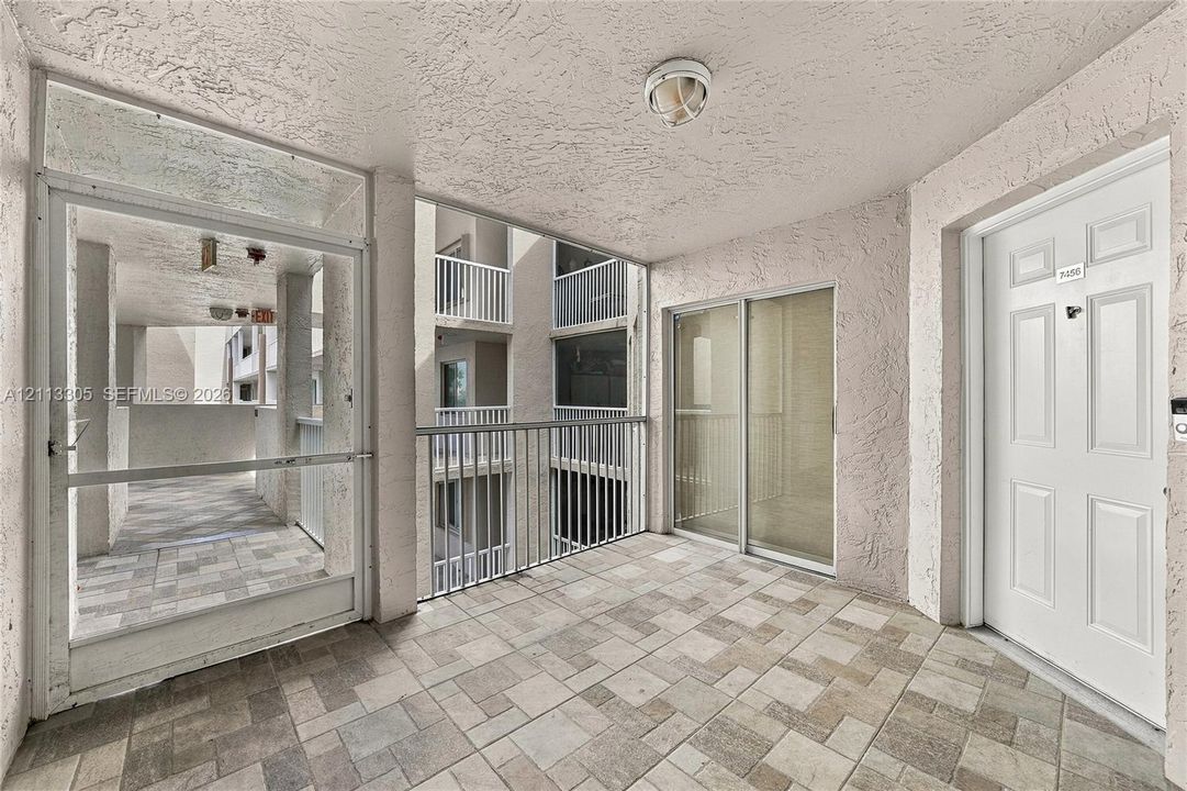 En Venta: $340,000 (2 camas, 2 baños, 1865 Pies cuadrados)
