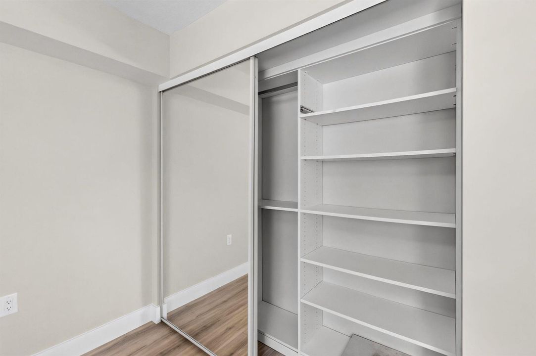 custom closets