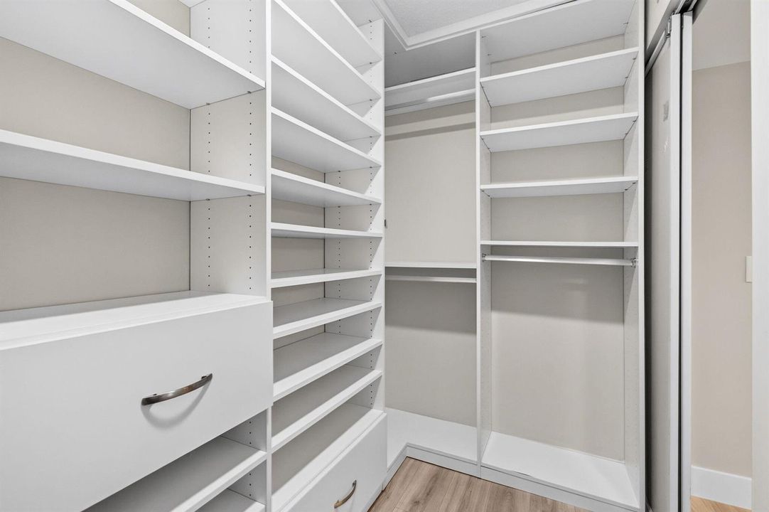 Custom Closets