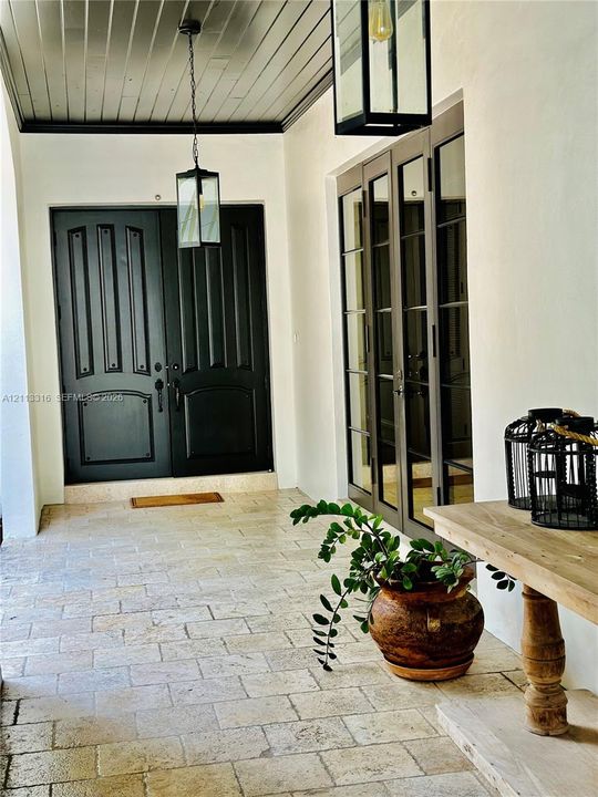 For Rent: $21,500 (5 beds, 5 baths, 4322 Square Feet)