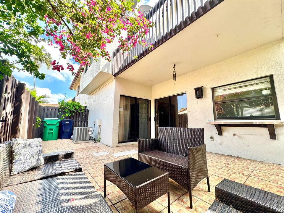 Patio B