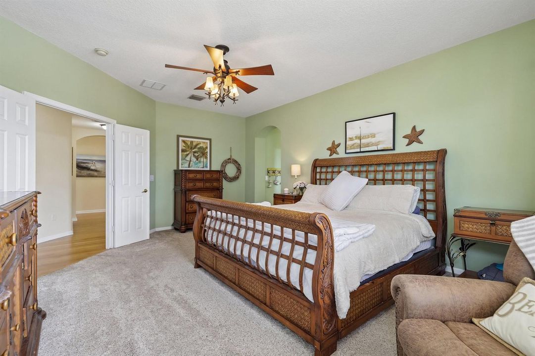 24-web-or-mls-Misty Oaks Cir-S2610-024
