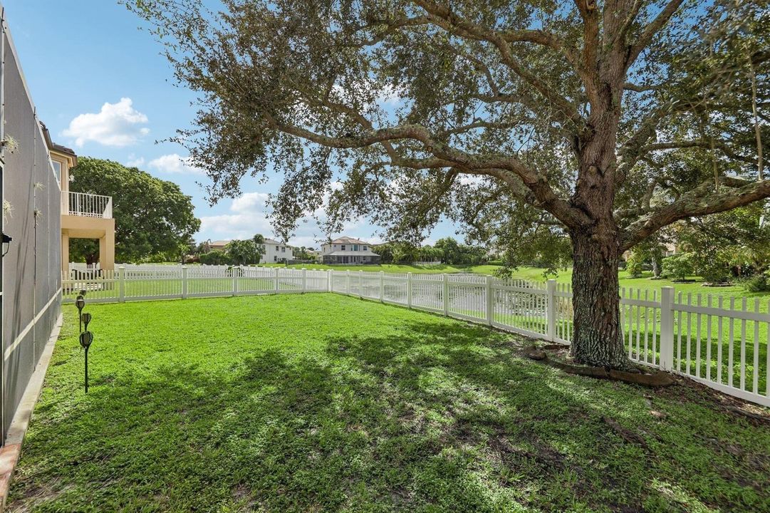 36-web-or-mls-Misty Oaks Cir-S2610-036