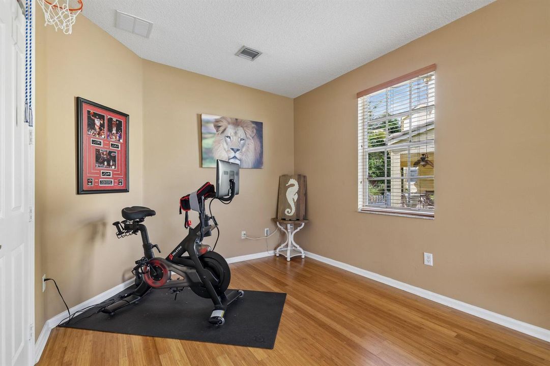 15-web-or-mls-Misty Oaks Cir-S2610-015
