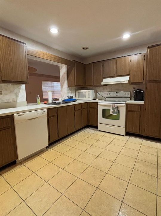 Oversize Kitchen