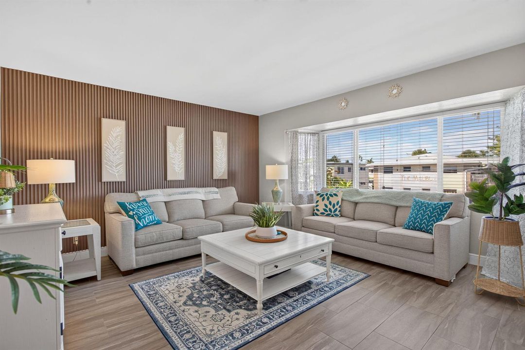23-web-or-mls-3216 22-23