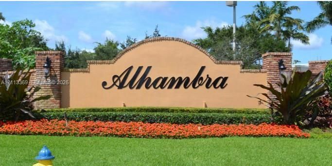 En Venta: $895,000 (4 camas, 3 baños, 2554 Pies cuadrados)
