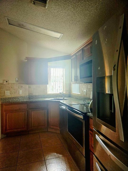 Pine Sge Kitchen