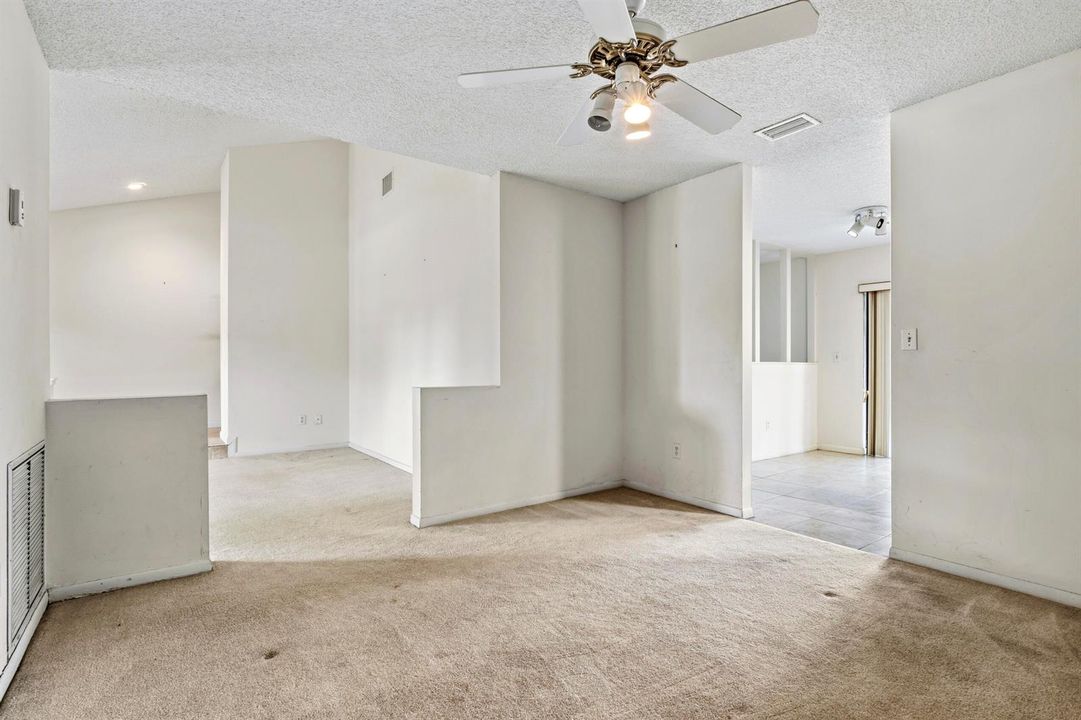 Living Room/Dining Room 3