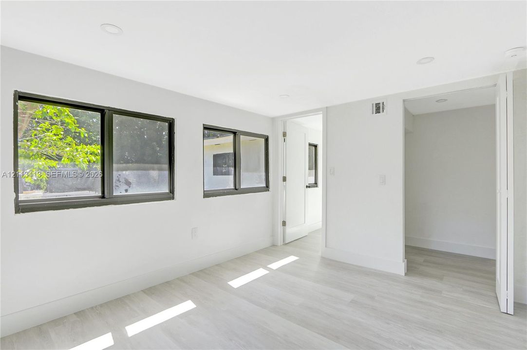 For Sale: $649,000 (0 beds, 0 baths, 1364 Square Feet)