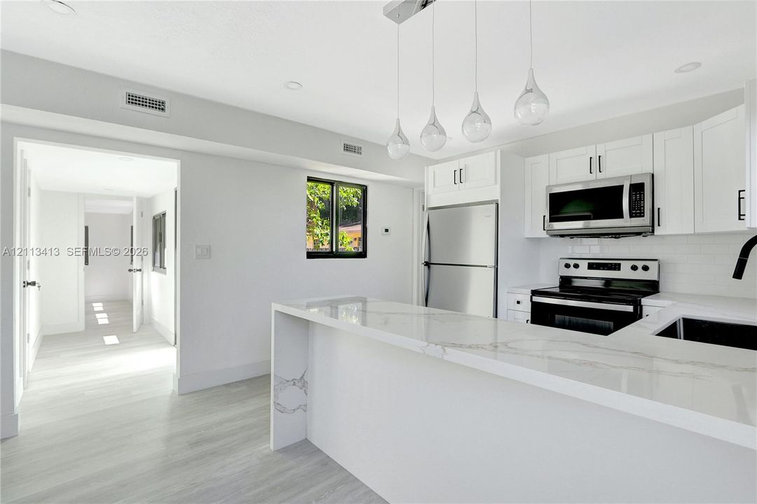 For Sale: $649,000 (0 beds, 0 baths, 1364 Square Feet)