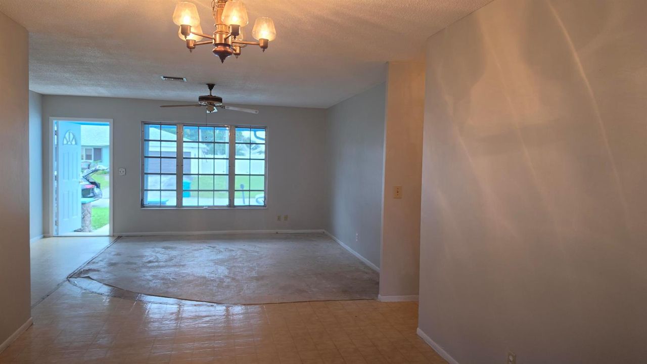 1033 SW 25TH Place, Boynton Beach