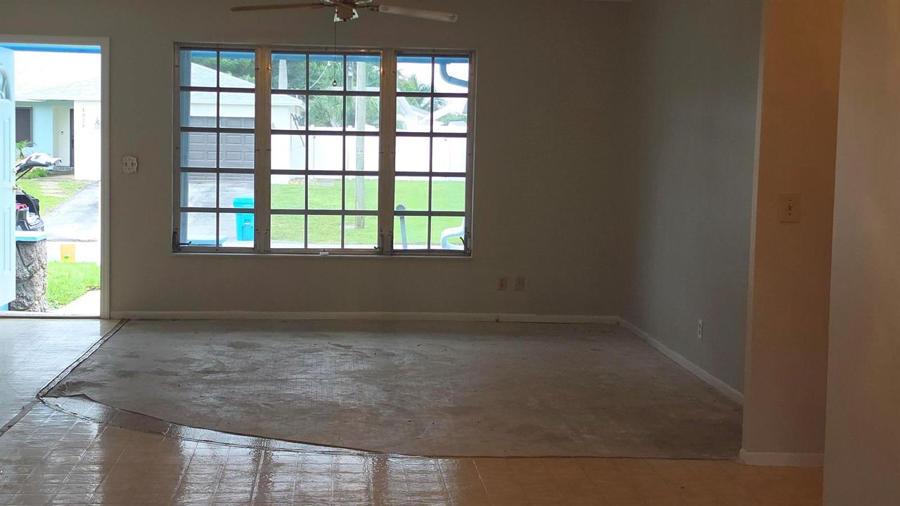 1033 SW 25TH Place, Boynton Beach