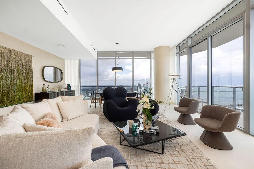 Model Unit Living Room