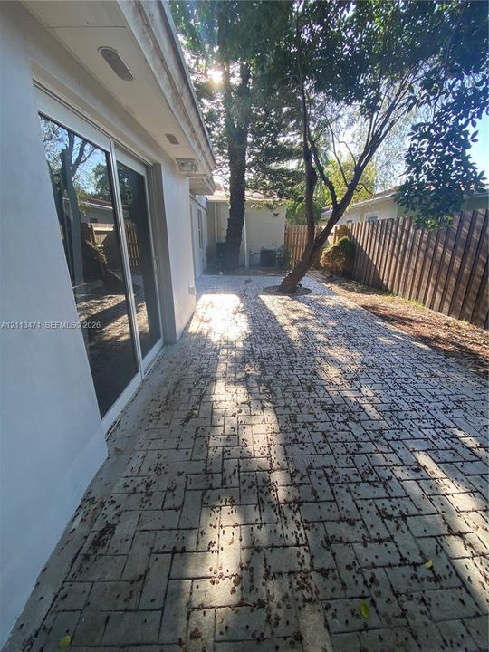 В аренду: $2,900 (2 спален, 2 ванн, 1200 Квадратных фут)