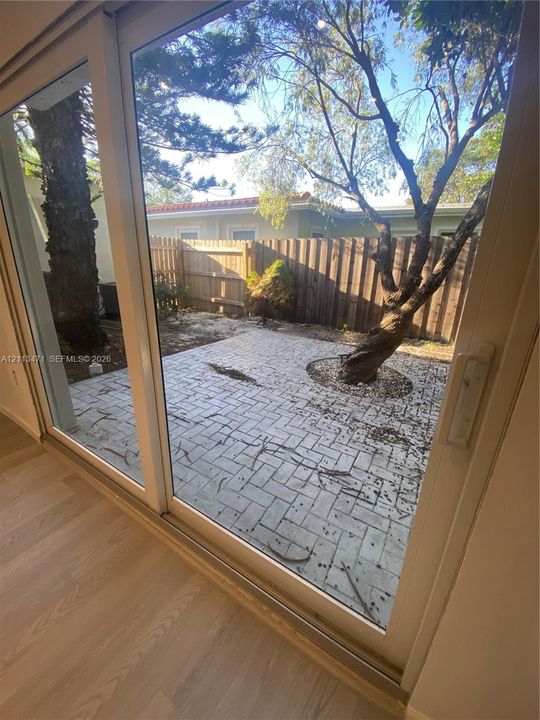 В аренду: $2,900 (2 спален, 2 ванн, 1200 Квадратных фут)