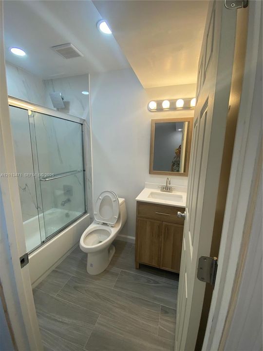 В аренду: $2,900 (2 спален, 2 ванн, 1200 Квадратных фут)
