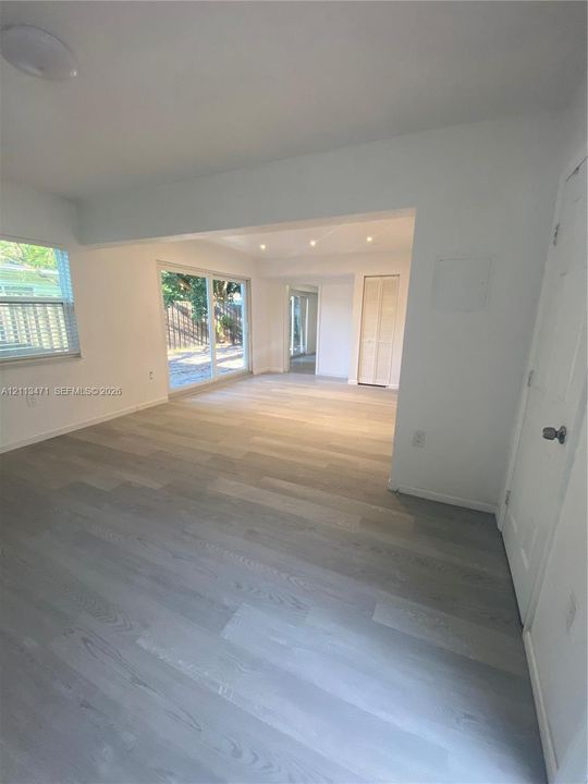 В аренду: $2,900 (2 спален, 2 ванн, 1200 Квадратных фут)