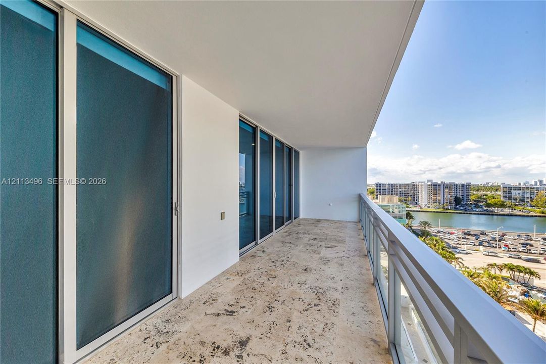 For Sale: $2,500,000 (2 beds, 2 baths, 2260 Square Feet)