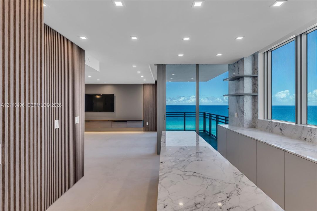 For Sale: $2,500,000 (2 beds, 2 baths, 2260 Square Feet)