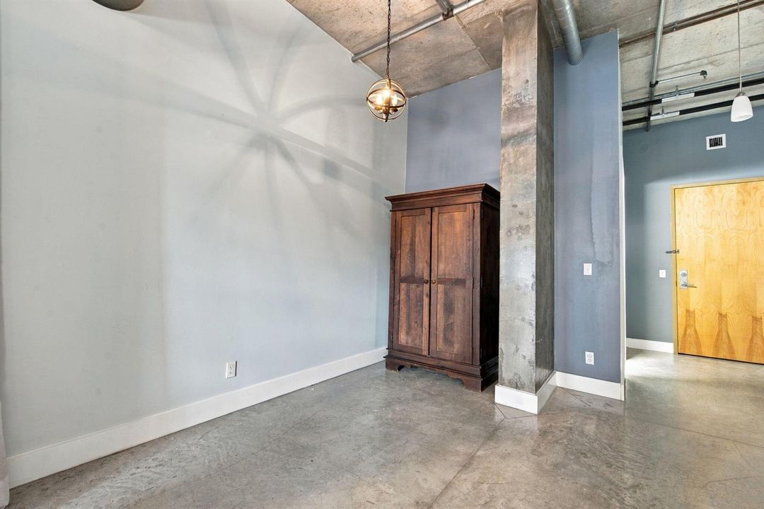 6-web-or-mls-434-nw-1st-ave-203
