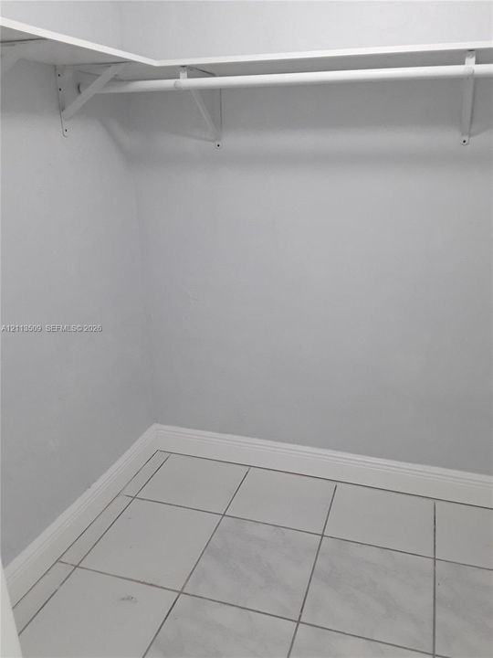 For Sale: $350,000 (3 beds, 2 baths, 1420 Square Feet)
