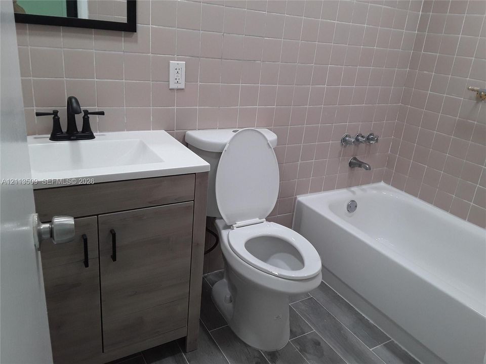 For Sale: $350,000 (3 beds, 2 baths, 1420 Square Feet)