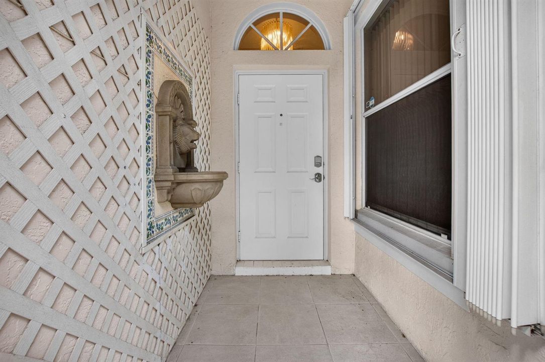 Private Entryway