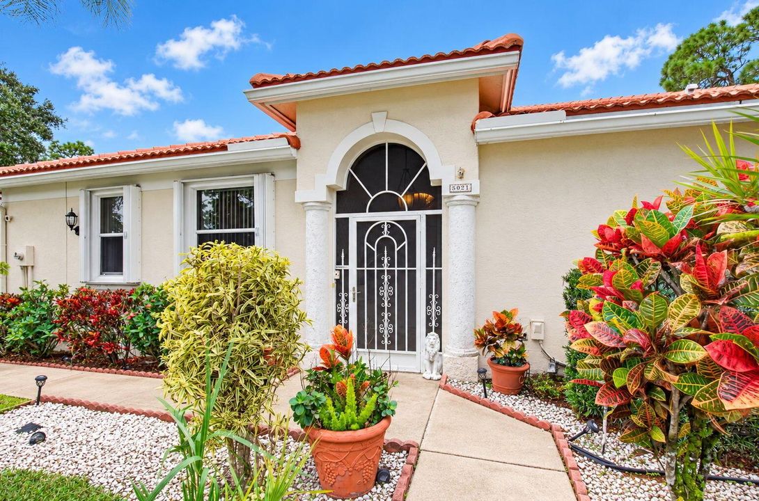 European-Inspired Entry