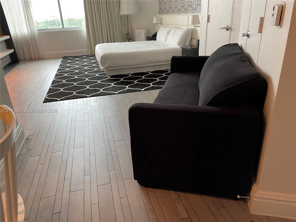 For Sale: $440,000 (0 beds, 1 baths, 508 Square Feet)