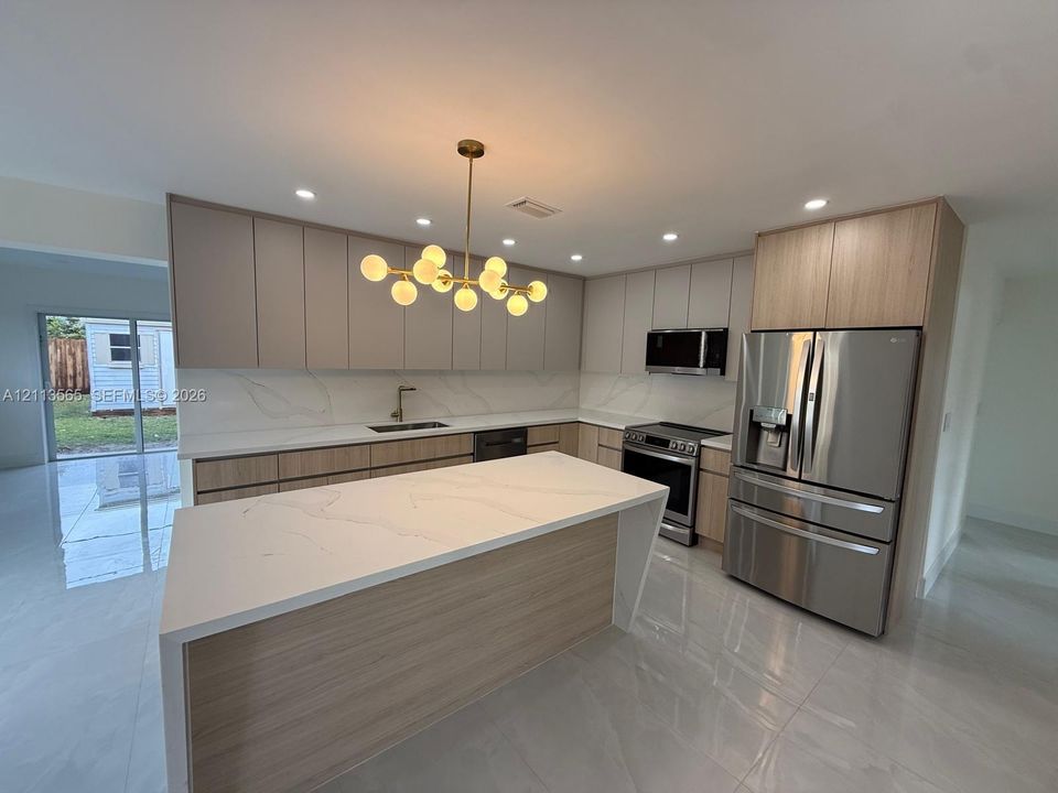 For Sale: $660,000 (3 beds, 2 baths, 1722 Square Feet)