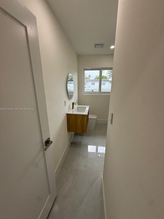 For Sale: $660,000 (3 beds, 2 baths, 1722 Square Feet)