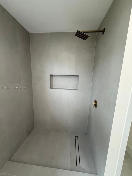 For Sale: $660,000 (3 beds, 2 baths, 1722 Square Feet)