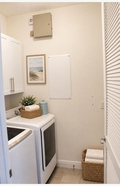 31_VS_Interior_laundry_room