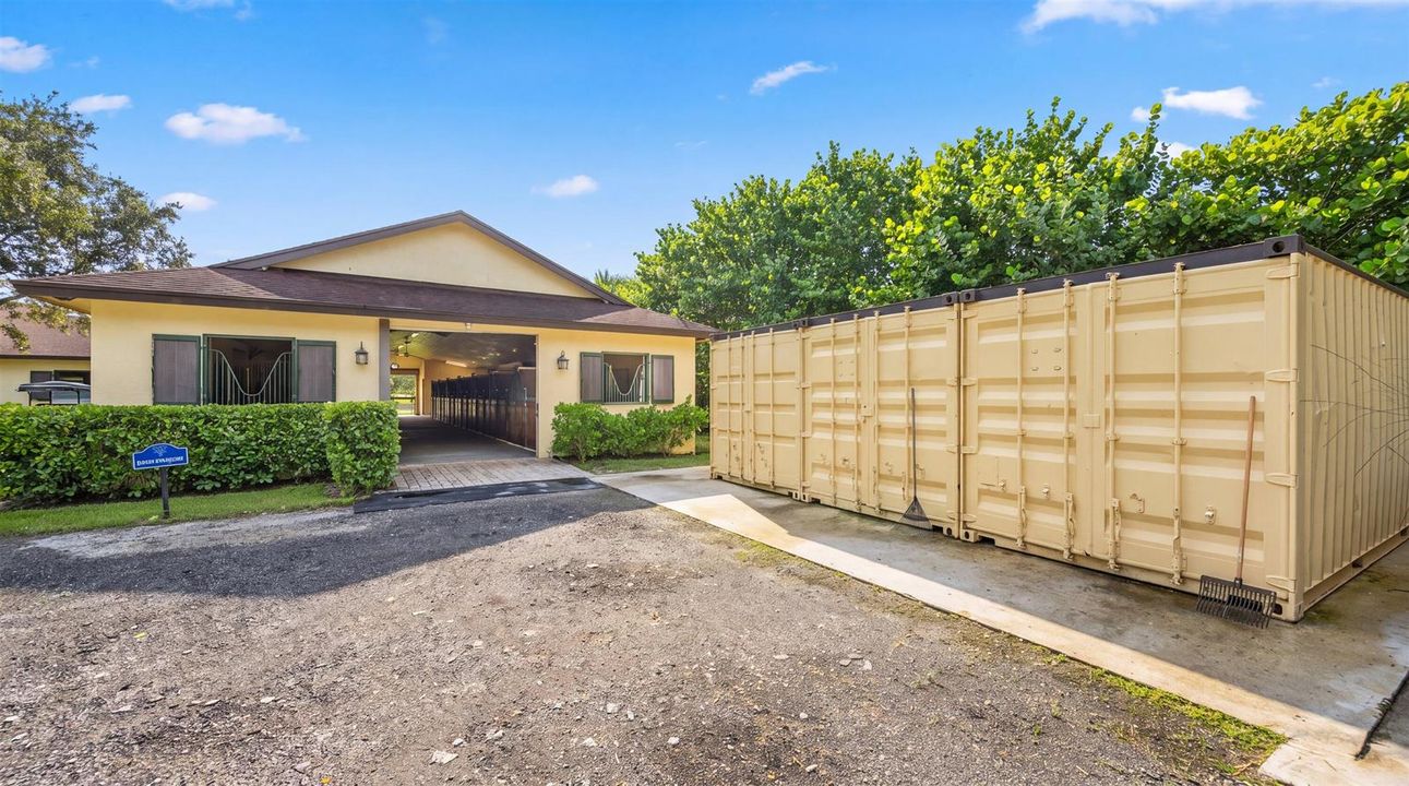 052-4980 Stables Way