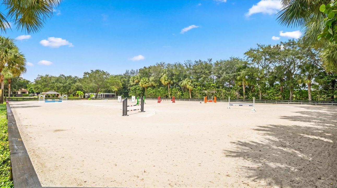 098-4980 Stables Way