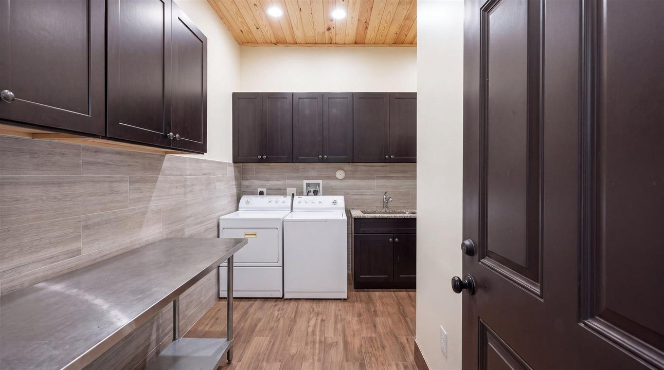 034-4980 Stables Way