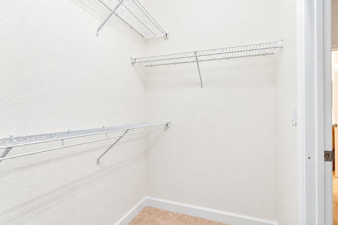 walk in closet