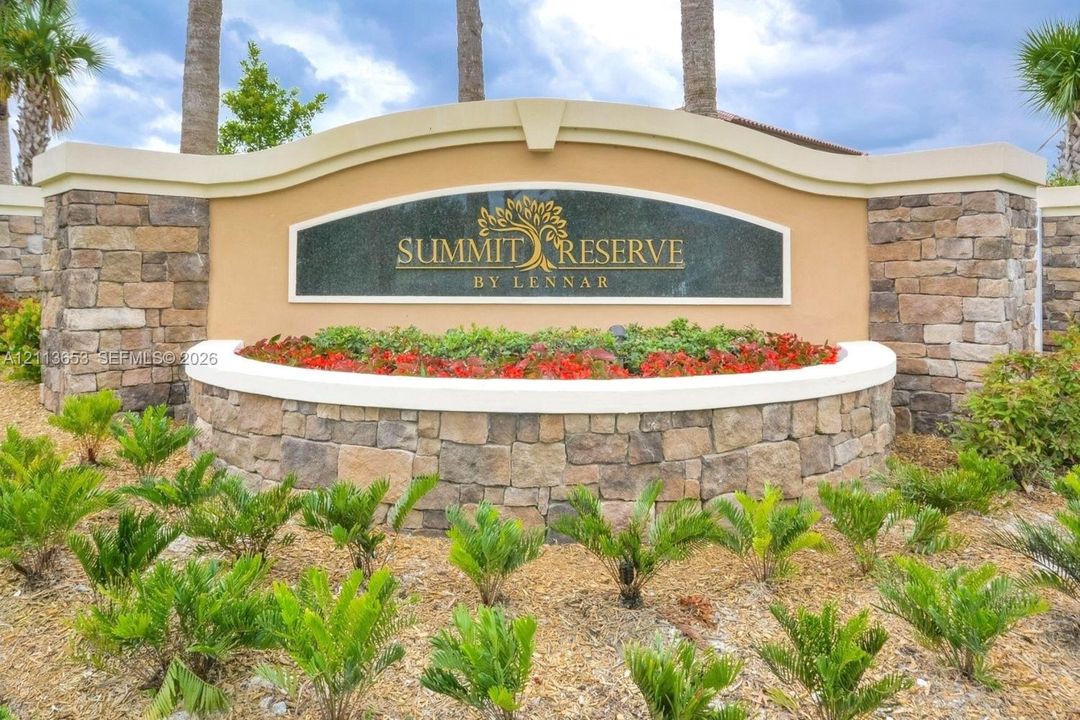 For Rent: $2,995 (3 beds, 3 baths, 2259 Square Feet)