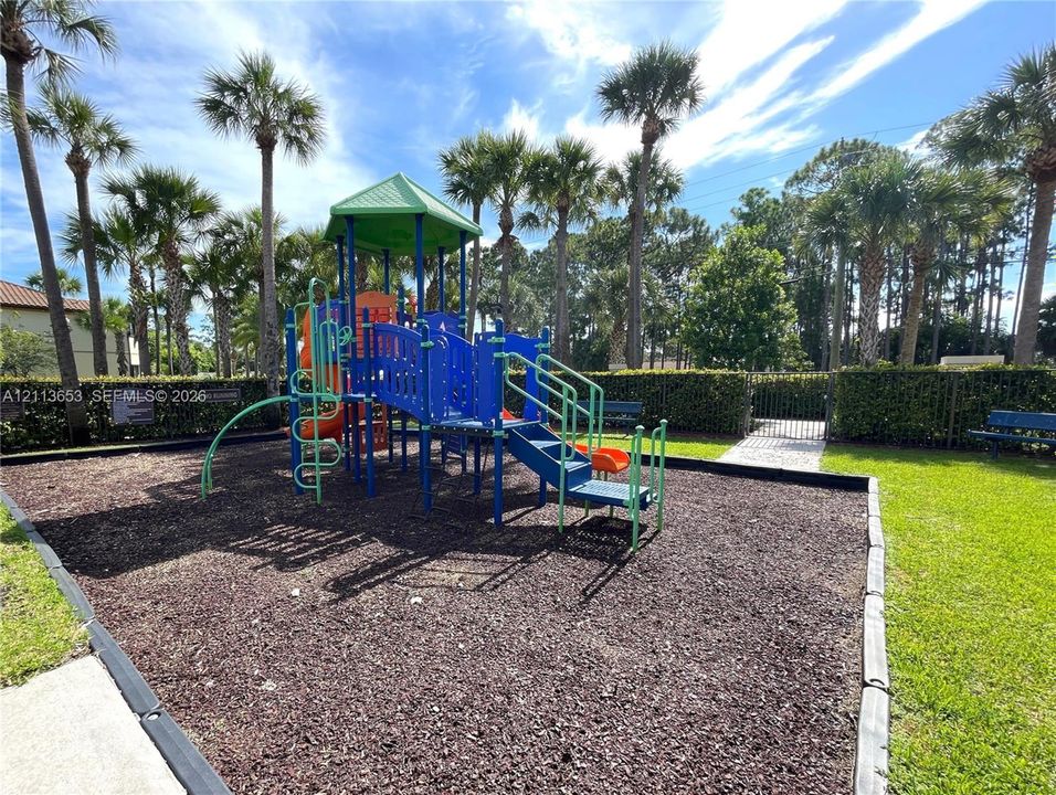 For Rent: $2,995 (3 beds, 3 baths, 2259 Square Feet)
