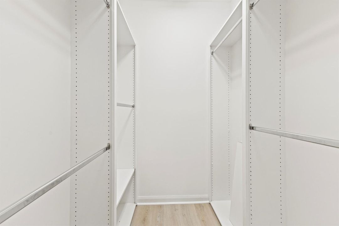 2nd Bedroom closet