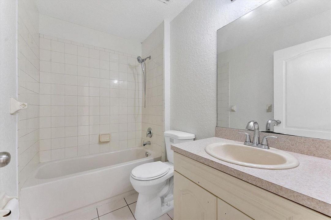 14-2212 NW 9th Ct_014