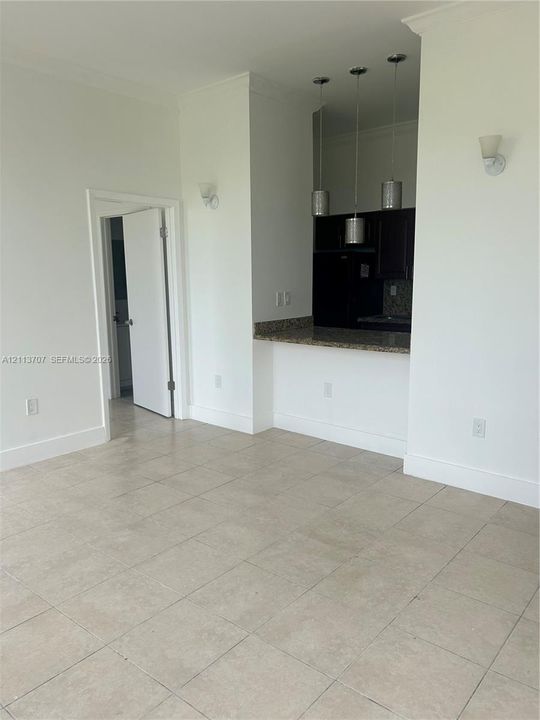 For Rent: $2,200 (2 beds, 2 baths, 840 Square Feet)