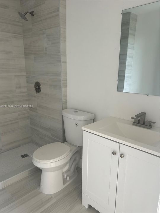 For Rent: $2,200 (2 beds, 2 baths, 840 Square Feet)