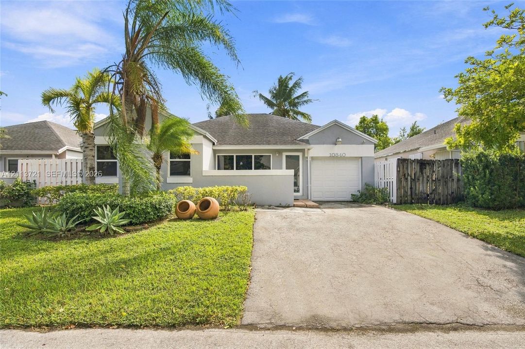For Sale: $505,000 (3 beds, 2 baths, 1255 Square Feet)